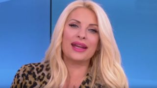 Η Ελένη Μενεγάκη για τον Μάκη Παντζόπουλο: &quot;Του λέω τουλάχιστον δέκα φορές μέσα στη μέρα &quot;μ’ αγαπάς;&quot;&quot;