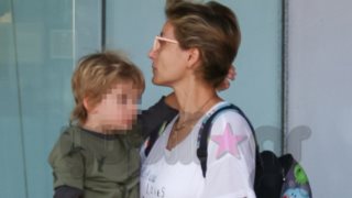 Ευδοκία Ρουμελιώτη: Μαμά εν δράσει! Με τον γιο και τον σύζυγό της σε καθημερινές στιγμές