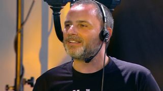 Video Of The Day: Ο Στέλιος από το «Καλό Μεσημεράκι» έκανε την... επανάστασή του και ο Μουτσινάς έδωσε... ρεσιτάλ!