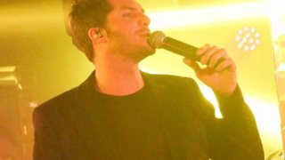 Έλενα Ράπτη: Στο πλευρό του τραγουδιστή στην πρεμιέρα του: Φωτογραφία