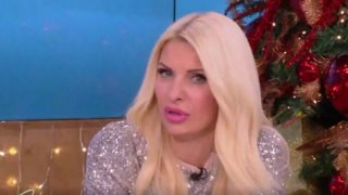 Η Ελένη Μενεγάκη για τη συνέντευξη του Γρηγόρη Αρναούτογλου: "Ίσως να έχω κι εγώ μια ταμπέλα κολλημένη στο μυαλό μου..."