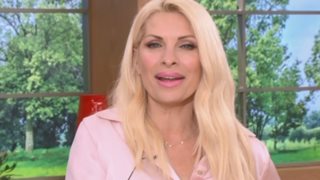 Η Ελένη Μενεγάκη διαβάζει Yupiii! : Δείτε όσα είπε στην έναρξη της εκπομπής της