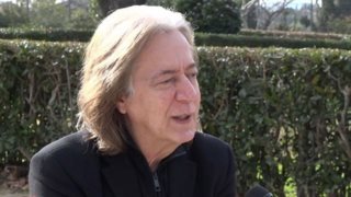 Κώστας Τουρνάς: "Ήταν προδοσία να γράφω τραγούδια για λαϊκούς τραγουδιστές"