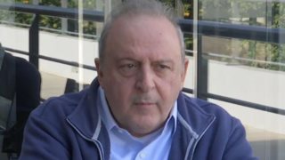 Ο Δημήτρης Καμπουράκης για τις τηλεοπτικές εκπομπές και την επικαιρότητα: &quot;Μπαίνουν σε κάτι λεπτομέρειες φρικαλέες λες και το κοινό είναι ηδονοβλεψίες&quot;