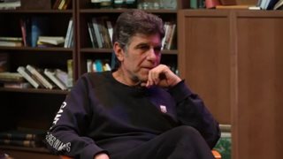 Γιάννης Μπέζος: "Έχω πέσει στην παγίδα και υπήρξα συγκεντρωτικός"