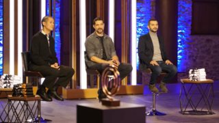 MasterChef | Λεωνίδας Κουτσόπουλος: "Να γίνω αδιάκριτος; Ο μπαμπάς υποστηρίζει; - Συμπάσχω απόλυτα γιατί είμαι ακριβώς ίδια ιστορία"