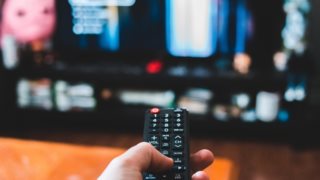 Αυτές είναι οι πρωτιές της τηλεθέασης για τη σεζόν 2021-2022!