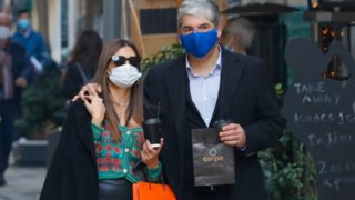 Η Σταματίνα Τσιμτσιλή με τον Θέμη Σοφό σε νέα εμφάνιση!