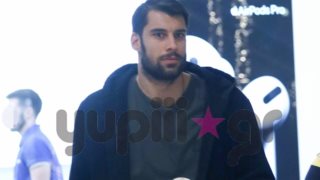 Γιώργος Πρίντεζης: Με τις γυναίκες του στο Golden Hall | Όλες οι φωτογραφίες