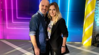 Πέγκυ Ζήνα: Όσα είπε στον Μουτσινά | Η τρυφερή αναφορά στην κόρη της, το remake του «Νόημα» &amp; τα... ζόρια στο X-Factor