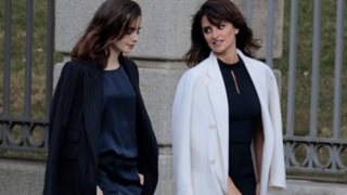 Hollywood Report
: Η καθημερινότητα των σταρ σε φωτογραφίες
