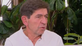 Γεράσιμος Σκιαδαρέσης: "Γρήγορα κατάλαβα ότι όλα αυτά είναι παιχνίδια σκοπιμοτήτων και δημοσιότητας - Δεν άξιζα το βραβείο μου"