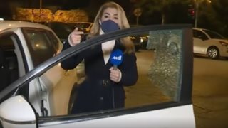 Καλημέρα Ελλάδα | Προσπάθησαν να κλέψουν την τσάντα δημοσιογράφου την ώρα που ήταν στον &quot;αέρα&quot;
