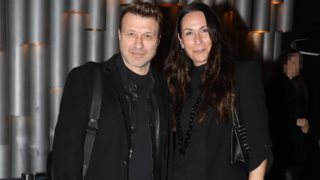 Η σύζυγος του Γιάννη Πλούταρχου μιλά για την εμμονική του θαυμάστρια: "Έλεγε ότι μπορεί να μεγαλώσει τα παιδιά μας"