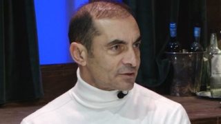 Αλέκος Συσσοβίτης για το &quot;Είσαι το ταίρι μου&quot;: &quot;Δεν θα συμμετείχα σε remake. Eδώ δεν δεχθήκαμε να το πάμε δεύτερη χρονιά όταν έκανε 65% τηλεθέαση&quot;