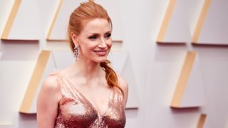 Oscars 2022 | Τα beauty looks που αξίζουν χρυσό αγαλματίδιο