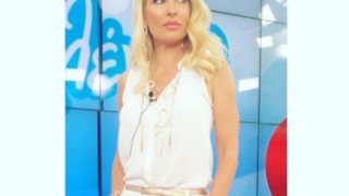 Ελένη Μενεγάκη: Η εμφάνιση στην εκπομπή της Τρίτης: Ξέρουμε τι φόρεσε!