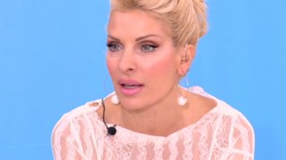 Ελένη Μενεγάκη: Η εμφάνιση στην εκπομπή της Παρασκευής: Ξέρουμε τι φόρεσε!