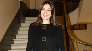 Η Μαρία Ναυπλιώτου με το νεανικό κούρεμα που βλέπουμε παντού στα catwalks