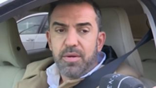 Στέφανος Κωνσταντινίδης: &quot;Αποχωρεί από την σύσκεψη και μετά από 2 λεπτά χτυπάει το τηλέφωνό μου και είναι η Καραβάτου που μου λέει &quot;Έλα τώρα, γρήγορα στις τουαλέτες&quot; &quot;