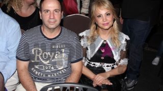 Τέτα Καμπουρέλη: «Αυτή είναι η αιτία της κρίσης στον γάμο μου»