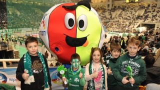 Παιδική Κερκίδα ΟΠΑΠ: Οι μικροί φίλαθλοι πάνε στο ντέρμπι ΑΕΚ –Ολυμπιακός &amp; στον αγώνα μπάσκετ Ολυμπιακός- Άρης