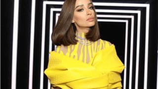 Ελένη Φουρέιρα : Πόνταρε στο κίτρινο χρώμα δημιουργώντας ένα statement look στο «The Final Four»