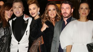 Διάσημες Εμφανίσεις: Ποιοι βρέθηκαν στην επίσημη πρεμιέρα του «Cabaret» στο Παλλάς; Όλες οι φωτογραφίες