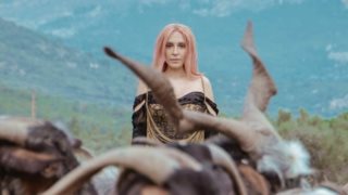 Η Γιάννα Τερζή επιστρέφει με νέο EP και κάνει νέα αρχή: &quot;Είναι διαδρομές που μου άφησαν &quot;Σημάδια&quot;&quot;