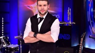 Μιχάλης Καραγκούνης: Εκπληκτική αλλαγή: Δείτε το φαβορί του Rising Star στον πρώτο κύκλο του The Voice!