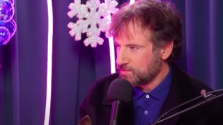 Κωστής Μαραβέγιας: &quot;Φοβάμαι μη συρρικνωθεί αυτό το μέρος του κοινού και πάμε σε ένα μαζική ύπνωση&quot;