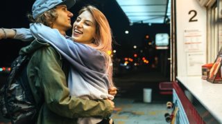 Τι έχουν να μας διδάξουν οι έφηβοι για τις σχέσεις, τα ραντεβού και το σεξ
: Όλα όσα μπορείς να ακολουθήσεις!