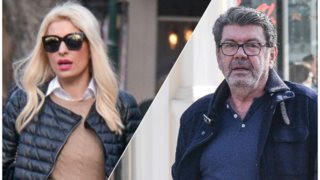 Ελένη Μενεγάκη | Γιάννης Λάτσιος: Η σπάνια κοινή δημόσια εμφάνιση με τα παιδιά τους! Πού τους εντόπισε ο φωτογραφικός φακός;