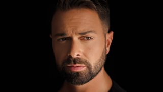 Δύσκολες ώρες για τον Ηλία Βρεττό