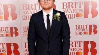 Ed Sheeran: Το δαχτυλίδι του πρόδωσε το γάμο του;