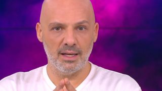 Νίκος Μουτσινάς: Το «άδειασμα» στο POP UP για χάρη της Μαλέσκου: «Χάνετε λάδια στον Alpha;»