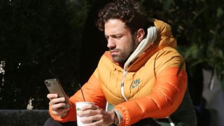 Ο Κωνσταντίνος Αργυρός σε χαλαρές στιγμές εν μέσω lockdown