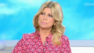 Η Ζήνα Κουτσελίνη έβγαλε ζωντανά στις "Αλήθειες" τη μάνα της Ρούλας Πισπρίγκου - Η ερώτηση του Κατερινόπουλου που την "έσπασε"