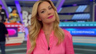 Ο απόλυτος καλοκαιρινός συνδυασμός που φόρεσε η Ζέτα Μακρυπούλια