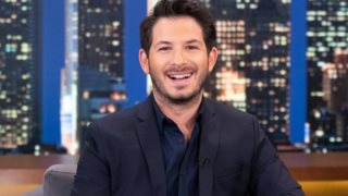 Γιώργος Περρής: &quot;Είπα ότι είμαι ομοφυλόφιλος γιατί ένας από τους βασικούς λόγους που έφηβοι κάνουν απόπειρες αυτοκτονίας είναι αυτός&quot;