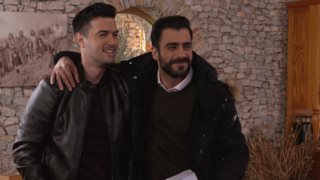 Έλα Στη Θέση Μου: Νέες εξελίξεις: Τι συμβαίνει με την υγεία της Ρενάτας; Θα καταφέρει να αντισταθεί ο Βλάσης στο ερωτικό πλησίασμα της Φαίης;