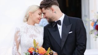 O FY και η Αλεξία Κεφαλά στις πρώτες επίσημες φωτογραφίες από τον γάμο τους