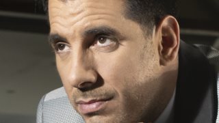 Θοδωρής Φέρρης | Στο νέο του βίντεο κλιπ πρωταγωνιστεί πασίγνωστος τραγουδιστής