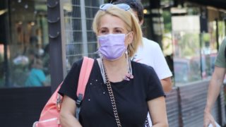 Τζένη Μπότση: Βόλτα για δυο με την κορούλα της, Αλίκη