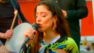 Μαρίνα Σάττι: Ερμηνεύει για πρώτη φορά live το Ζάρι