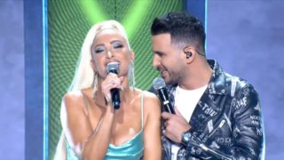 J2US | Το απίθανο τρολ σχόλιο της Ιωάννας Τούνη για την εικόνα της