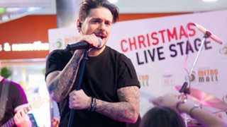 «Christmas Live Stage» με τον Λάμψη 92,3: O STAN στην πιο χριστουγεννιάτικη μουσική σκηνή: Φωτογραφίες