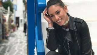 Αθηνά Οικονομάκου: Πρωτομαγιά στη Μύκονο: Φωτογραφίες