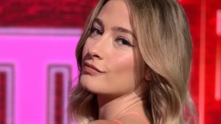 Ισμήνη Παπαβλασοπούλου | Όλες οι εμφανίσεις της νέας κριτού στην πρεμιέρα του GNTM4