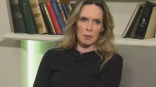 Εβελίνα Παπούλια: &quot;Είμαι από τους ανθρώπους που έχω δουλέψει υπερβολικά πολύ&quot;